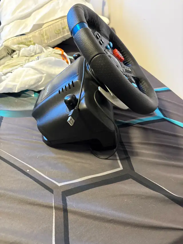 Logitech G20 With shifter575594673546219524