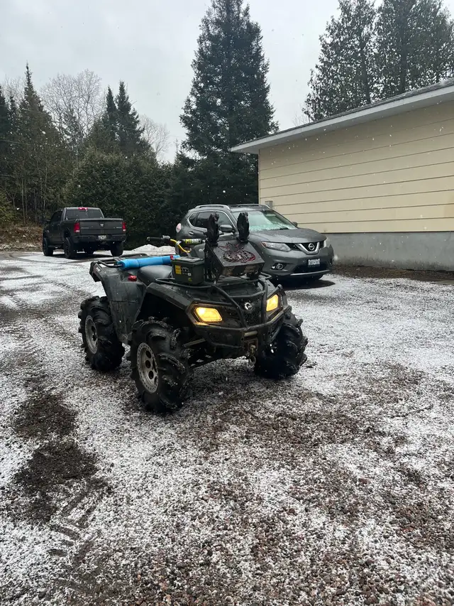 2009 Can Am Outlander 800r in ATVs in North Bay - Image 5