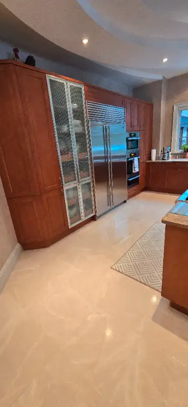 Cleaning  houses63008304875777124