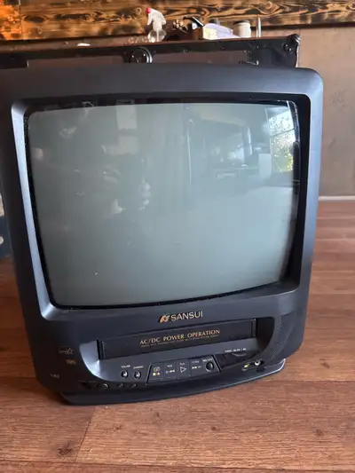 Sansui TV VCR Combo no remote, View more