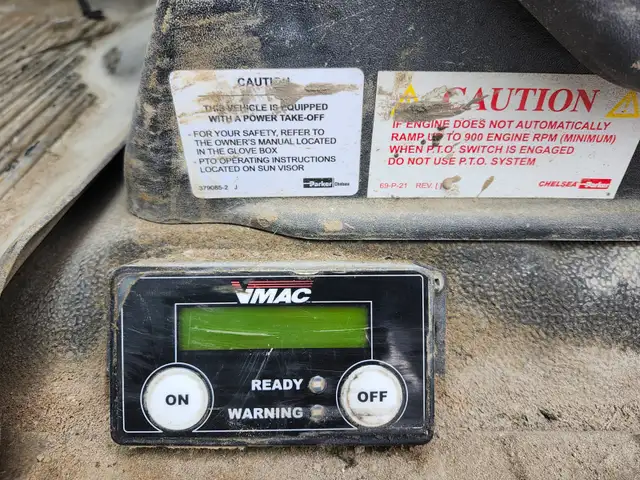 Parting out  Escape, Golf R, Traverse, Explorer, Ram, F350,TT, R in Auto Body Parts in Edmonton - Image 12