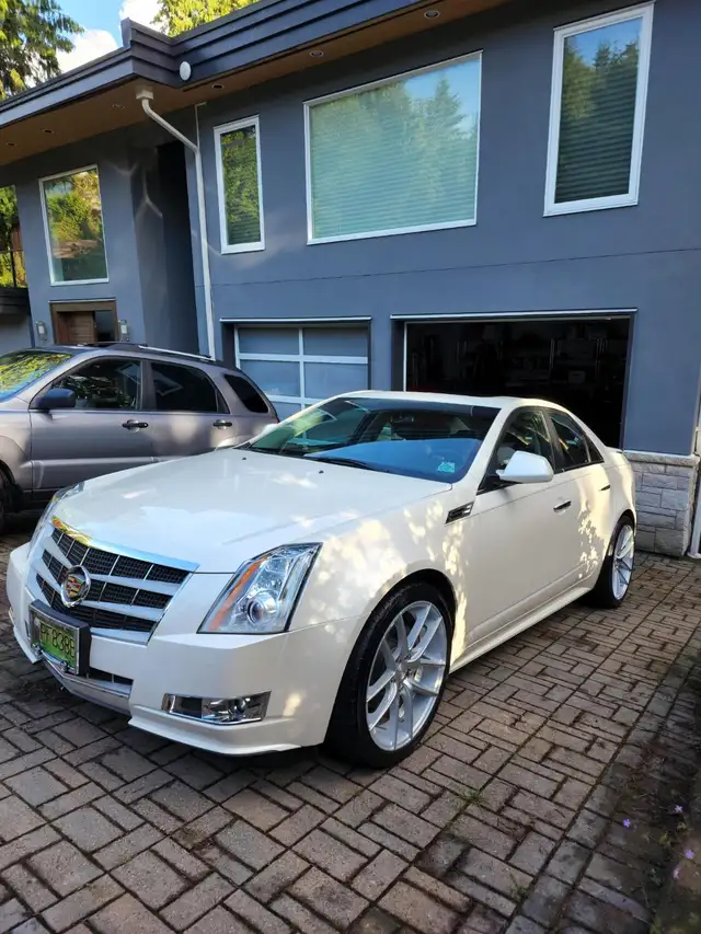 Cadillac CTS — Luxury with an Edge