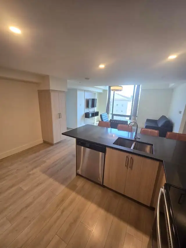 University of Waterloo apartment for Sublet : $650 per person in Room Rentals & Roommates in Kitchener / Waterloo - Image 4