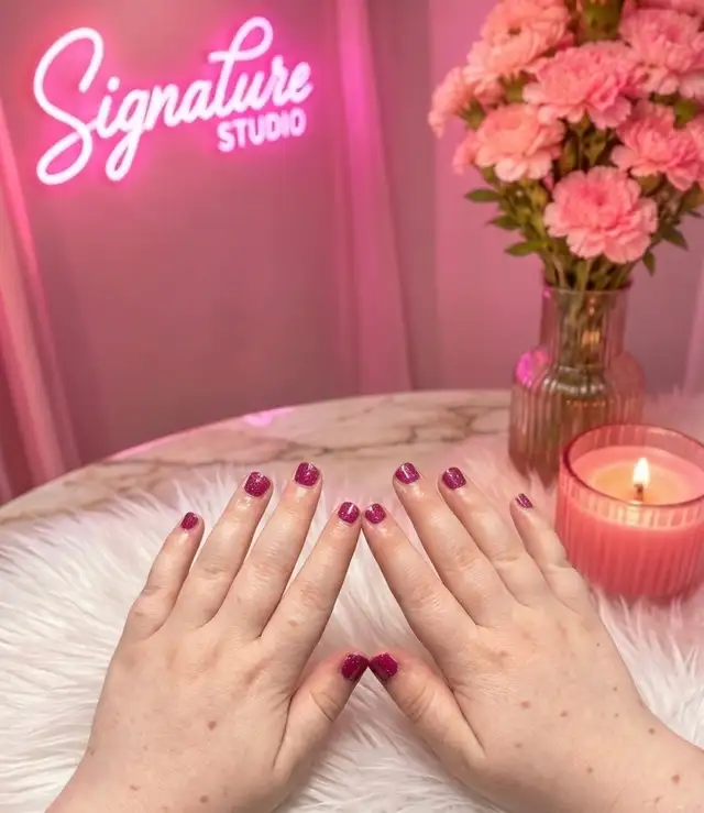 High quality spa services including nails and eyelash extensions