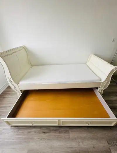 Twin Sleigh Bed with Trundle, View more