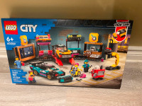 Lego CITY 60389 - Custom Car Garage - NEUF