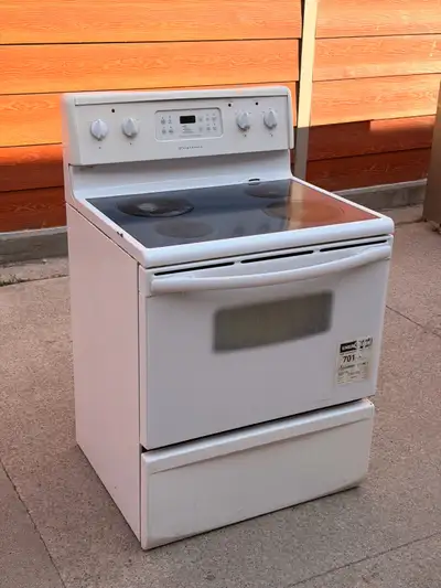 Frigidaire Electric Range – Smooth Top 30”, View more