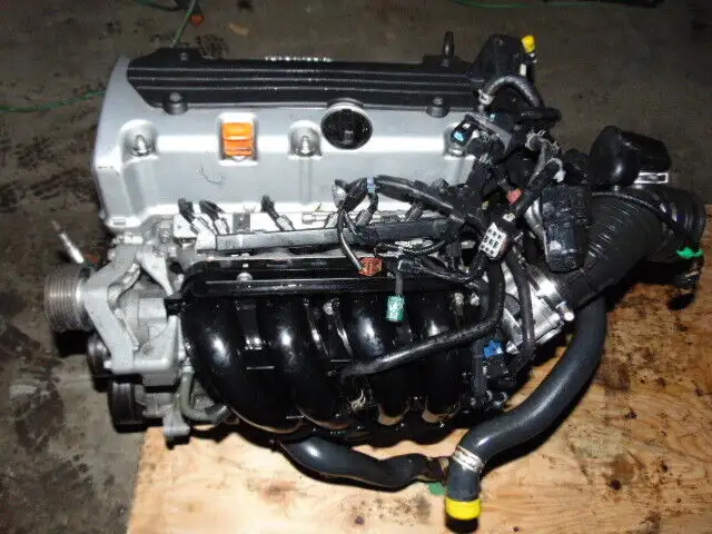 08-12 MOTEUR HONDA ACCORD 2.4L K24A iVTEC ENGINE LOW MILEAGE in Engine & Engine Parts in West Island - Image 3