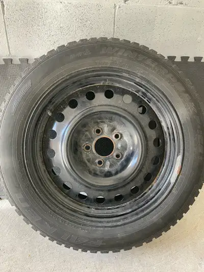 Tire size 225 / 55R / 18 Tire Pressure Monitor included 18” steel rims Pick up in Markham. Used for...