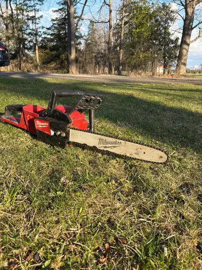 Milwaukee 16” chain saw JUST SAW , View more