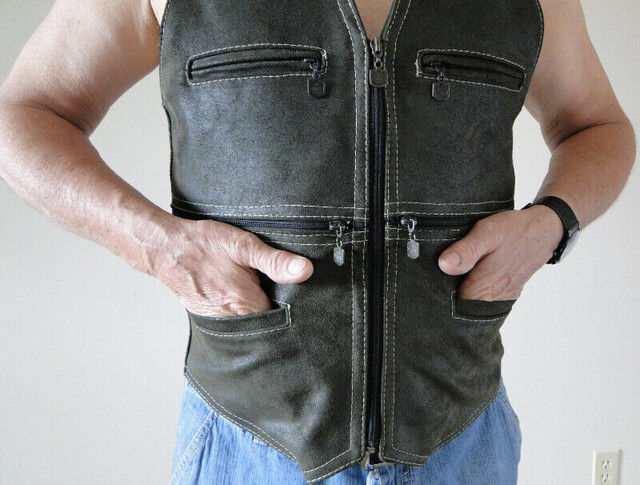 Leather vest in Men's in Peterborough - Image 4