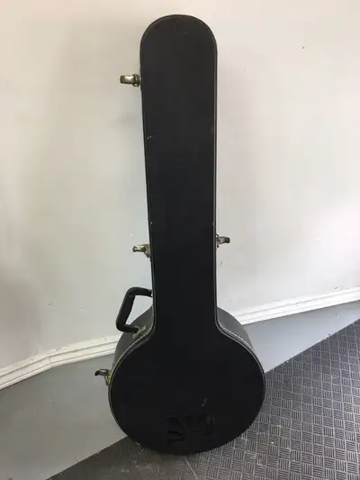 HARDSHELL BANJO CASE MINT CONDITION