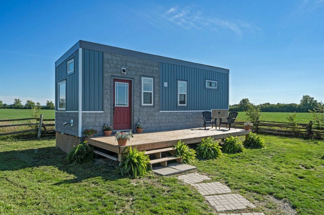 Tiny House on Wheels for Sale in Other in Kawartha Lakes