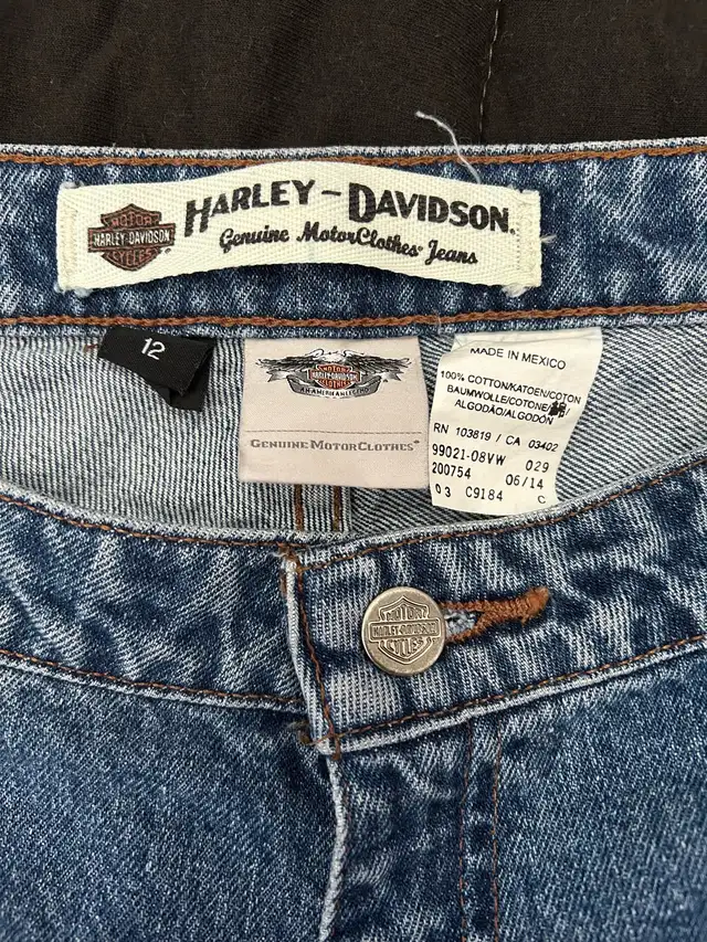 Harley Davidson women’s Jeans in Women's - Bottoms in Kitchener / Waterloo - Image 3