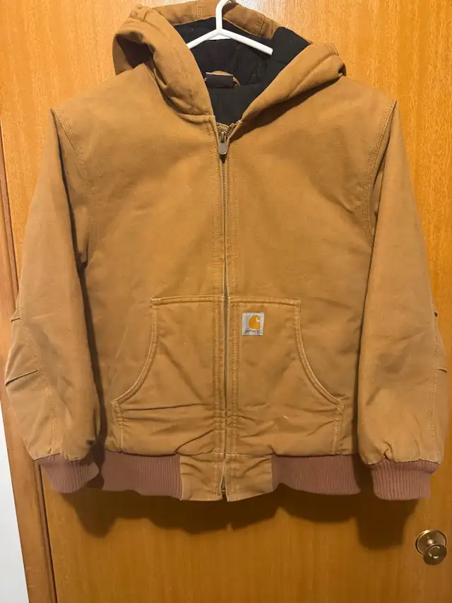 Carhartt Jacket in Kids & Youth in Calgary - Image 2