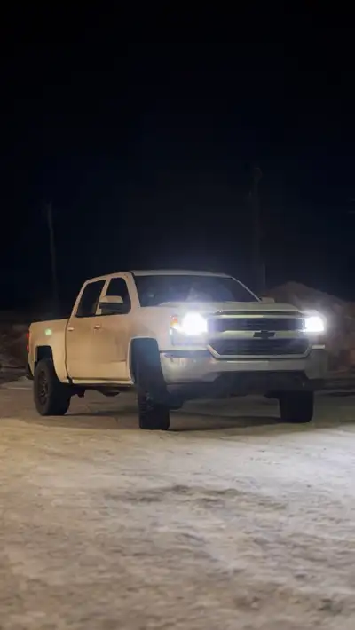 2018 Chevy Silverado 1500 LT 5.3L V8 – New Engine & Trans – Clean Truck Selling my 2018 Chevrolet Si...