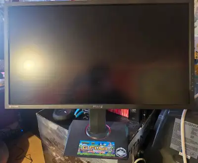 This monitor is great for console gaming it's in great condition Asus is a great brand looking for b...