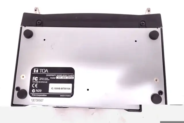 TOA Wireless Transmitter Microphone WM-4310 A01, Diversity wirel in Pro Audio & Recording Equipment in Kitchener / Waterloo - Image 5