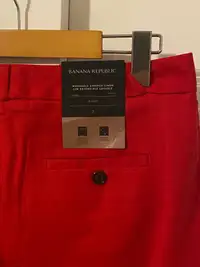 Avery Red Linen Pants from Banana Republic (Size 2)