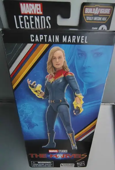 Marvel Legends Series Captain Marvel Figure. New sealed. ℹ️ Located in Wallaceburg