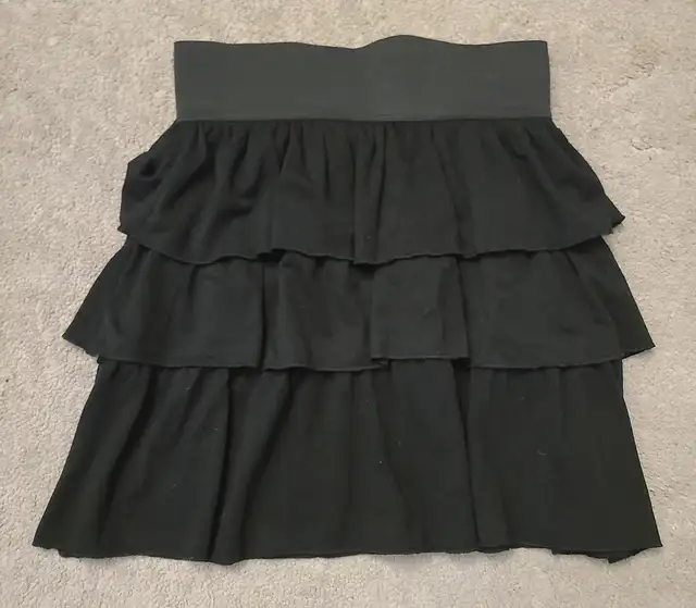 NWOT - SWS Streetwear Society - (Size S) Black Layered Skirt
