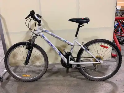 For Sale: star gear bike with Basket – Great Deal! Selling my All-Star bike, perfect for someone aro...