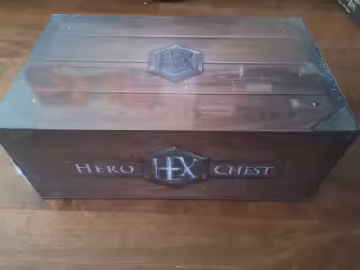 Hexplore It Hero Chest (boîte de rangement pour les différents héros des jeux Hexplore It. La boîte...