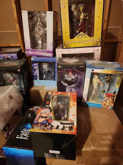 Getting out of certain lines so selling these extra ones that I no longer follow / want to keep. The...