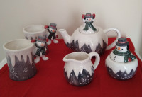 Snowman Tea Pot, 2 mugs, cream and sugar