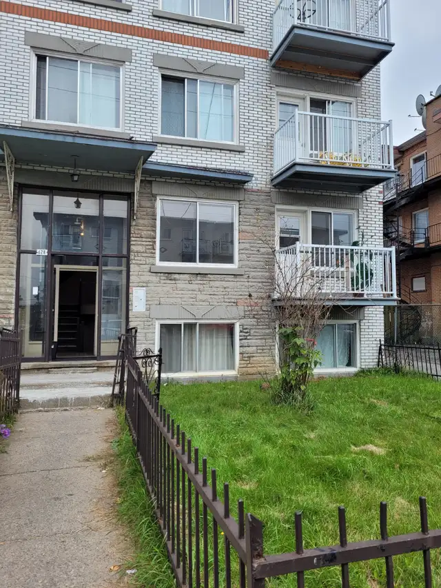 À louer – Appartement 4 ½ à Chomedey, Laval