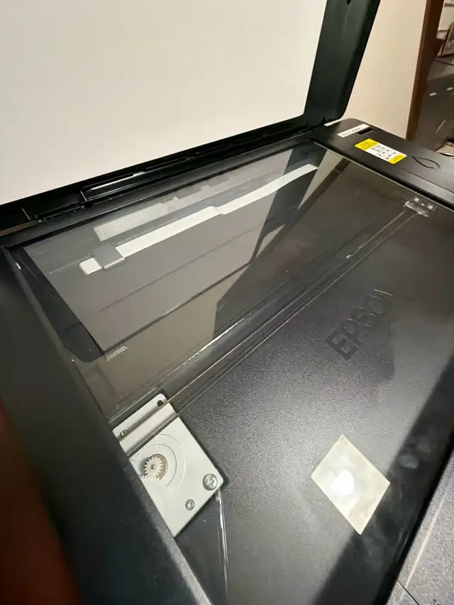 Epson stylus printer  in Printers, Scanners & Fax in Ottawa - Image 3