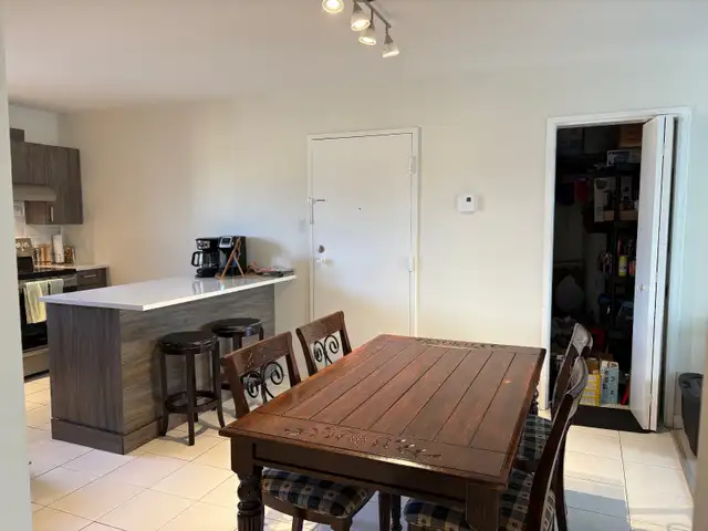 Very Large renovated 4 1/2 West Island NEAR ALL63882289454339120
