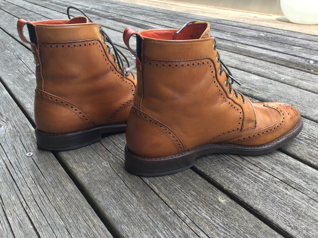 Allen Edmonds 9 D Dalton walnut dress boot  in Men's Shoes in St. Catharines - Image 2