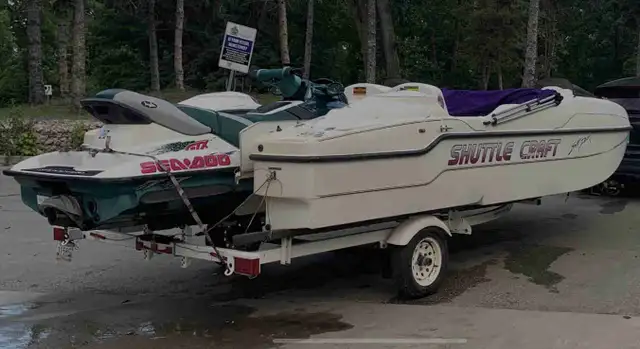 Shuttlecraft and sea-doo in Personal Watercraft in Winnipeg - Image 2