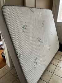Queen mattress like new