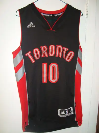 Jersey retro Adidas TORONTO RAPTORS NBA # 10 DeMar DeRozan, View more