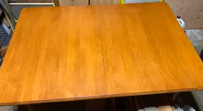 Roxton Furniture Table with 6 chairs, View more