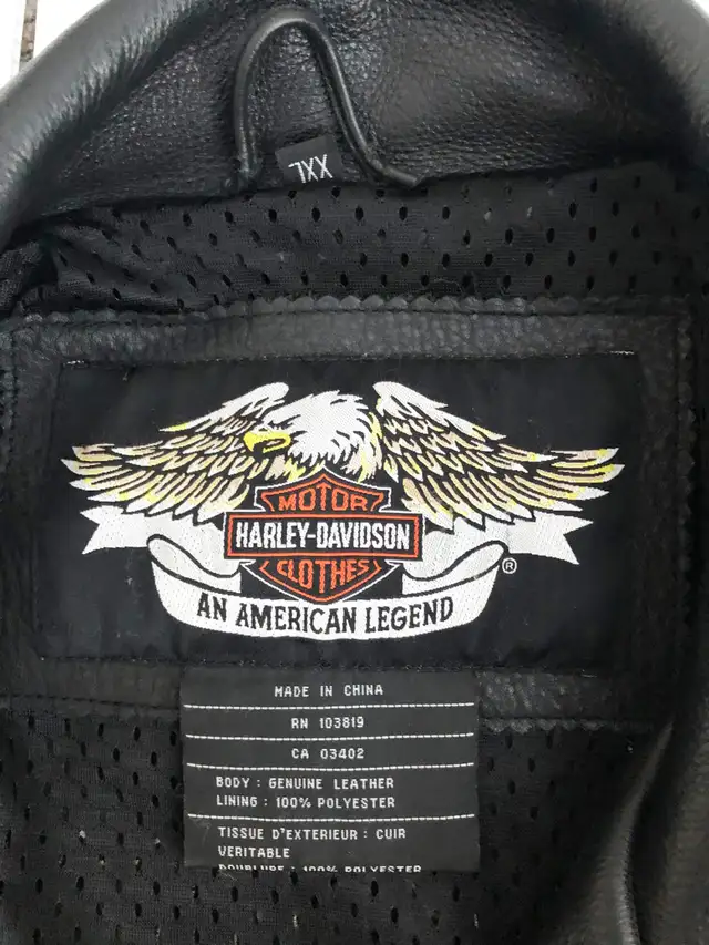 Harley Davidson Skyward  Leather Jacket Mens-XXL for sale$250 in Men's in Strathcona County - Image 4