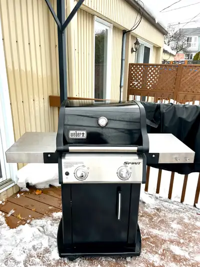 Weber Spirit E-215 LP – BBQ 2 brûleurs – Excellent état, View more
