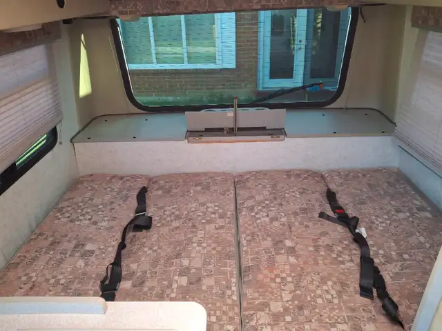 rialta winnebego motorhome in RVs & Motorhomes in Mississauga / Peel Region - Image 8