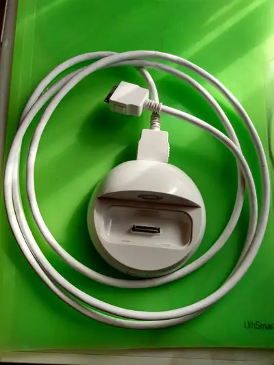 Complet avec câble prix demandé 10$ (usagé)