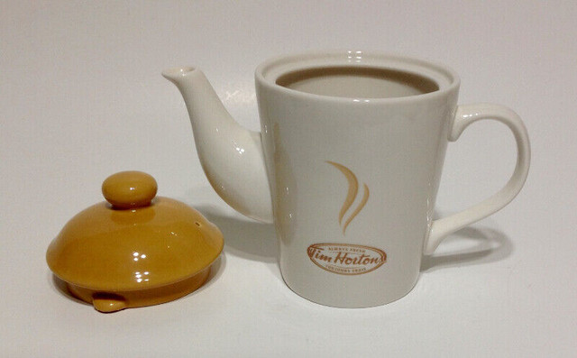 Tim Hortons Teapot and Matching Coffee / Tea Mug in Kitchen & Dining Wares in Winnipeg - Image 2