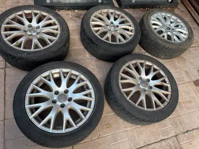 Set of 5 Toyo Extensa HP 235/45R17 on Audi 17” alloy rims - one was the spare and has zero wear. Lot...