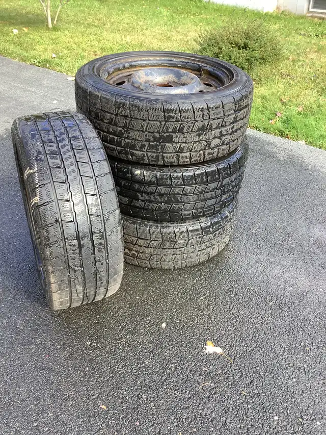 225/50 R17 Tires & Rims in Tires & Rims in Bedford - Image 2