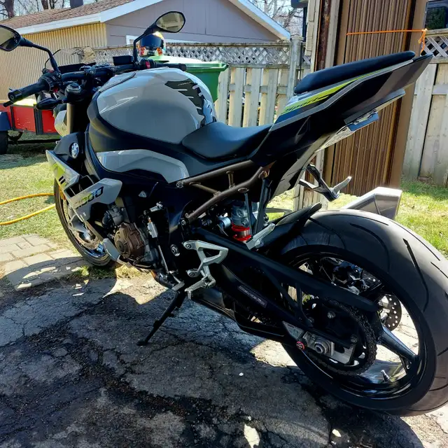 2022 BMW S1000R, 12500KM, IMPECCABLE, A1,  FULL OPTIONS in Other in Québec City - Image 8
