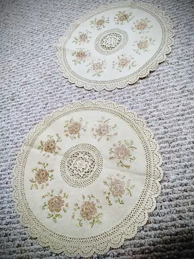 Set of 2 Vintage Floral Lace Plastic Placemats / Decorative Cove, View more