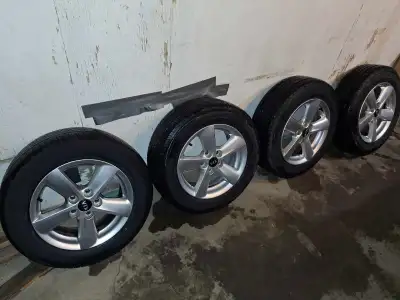 4 x 205/75/16 all season Toyo Extensa A/S tires balanced and mounted on 2015 Kia Optima 5X4.5 rims....