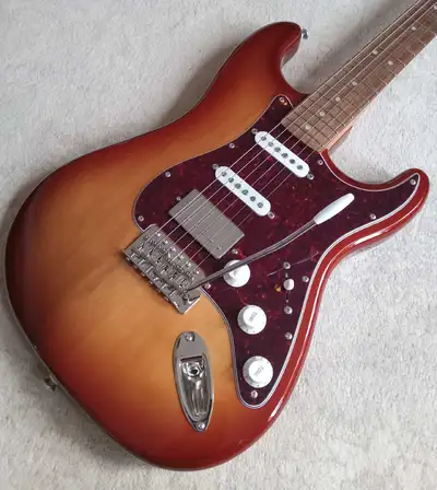Squier Classic Vibe Limited Edition 60s Stratocaster, View more