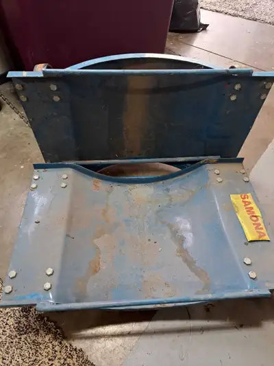 Heavy duty vehicle rollers