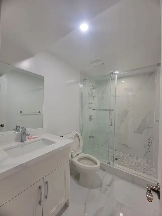 Private room for rent in Room Rentals & Roommates in City of Toronto - Image 7